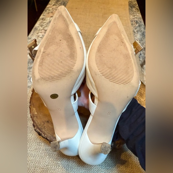 Elegant White Gold Hardware  Women's Heeled Mules. Size 8. EUC! - Picture 6 of 10